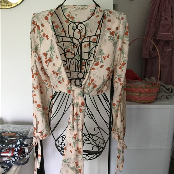 Floral front tie crop top - Picture 1 of 2